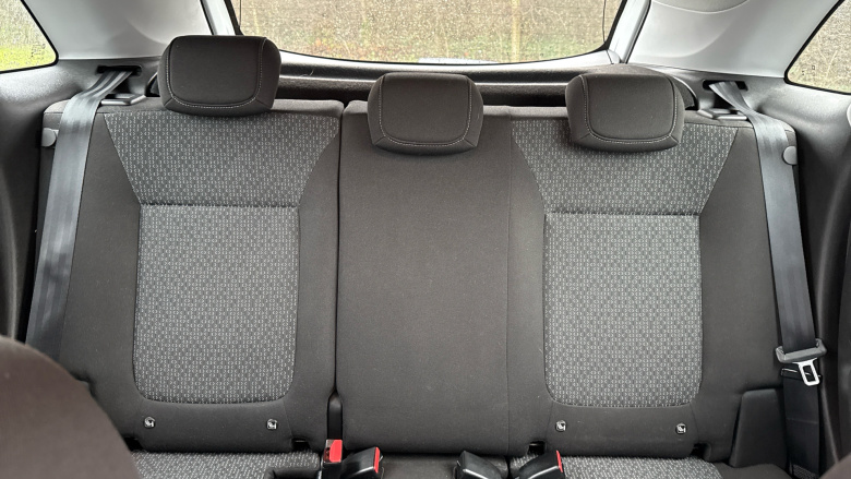 Vauxhall Crossland 1.2 Design 5dr Petrol Hatchback